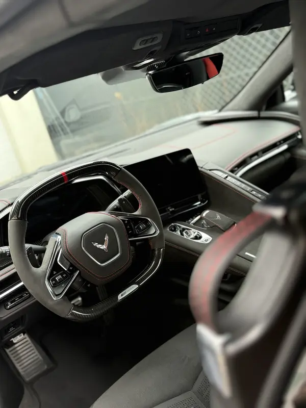 Corvette — wnętrze kierowcy